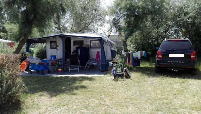 Emplacement ombragé camping Saint Maurice